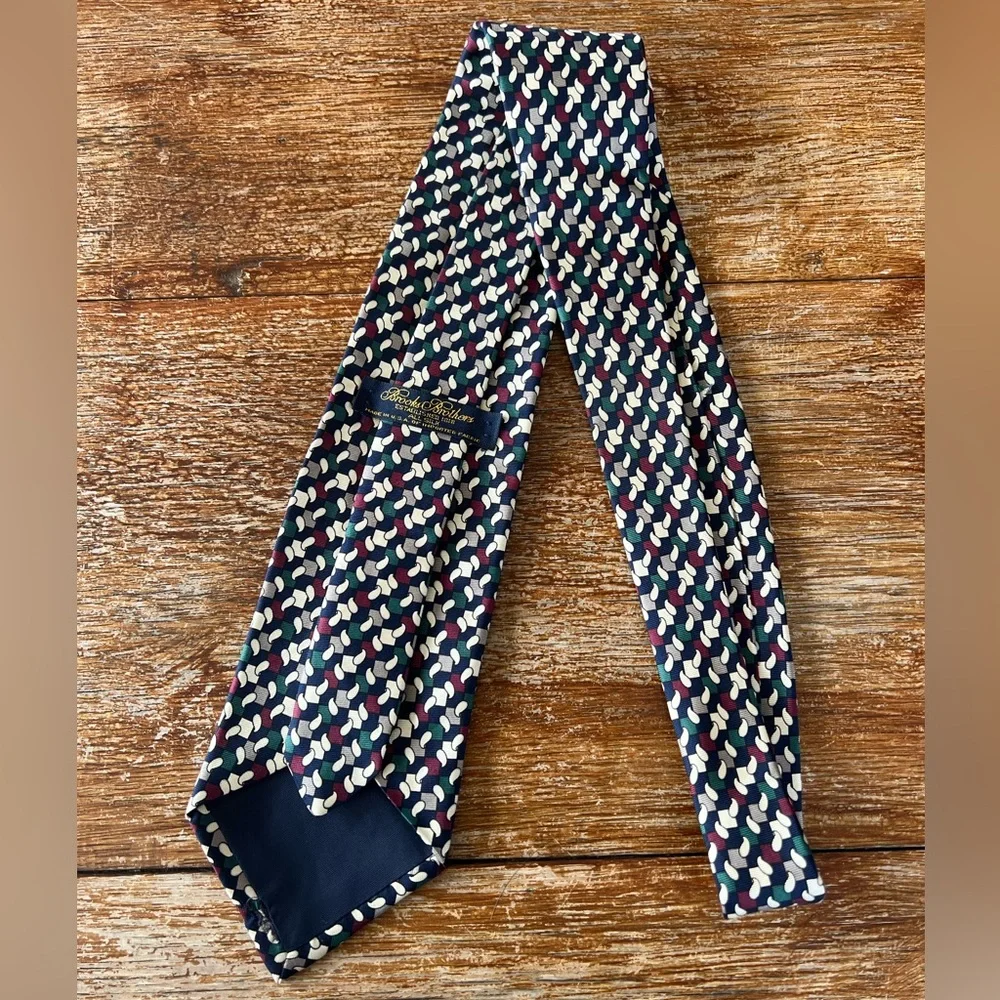 Brooks Brothers Silk Tie Made in USA Geometric Print EUC